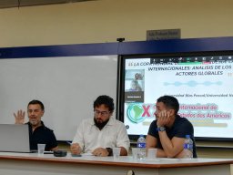 Debate. X Congreso Internacional de NUCLEAS. Rio de Janeiro, Brasil.